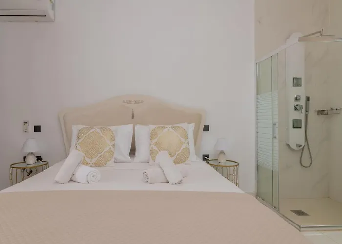 Queen Of Zakynthos Luxury * Amoudi