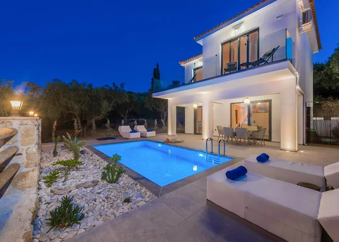 Queen Of Zakynthos Luxury Amoudi