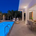 ヴィラ Queen Of Zakynthos Luxury アモウディ