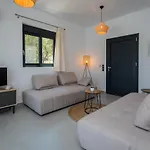 Queen Of Zakynthos Luxury ヴィラ アモウディ
