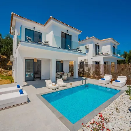 Queen Of Zakynthos Luxury וילה