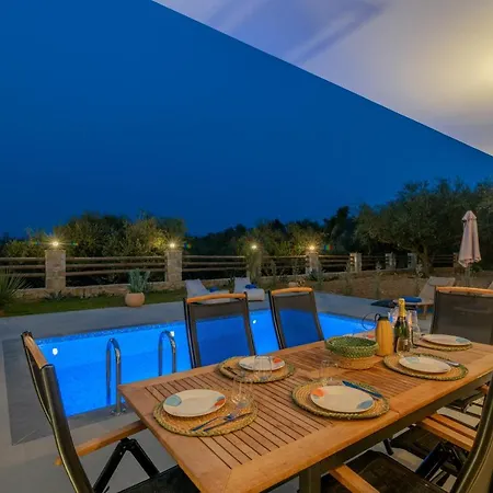 Queen Of Zakynthos Luxury וילה