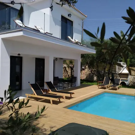 Queen Of Zakynthos Luxury Amoudi